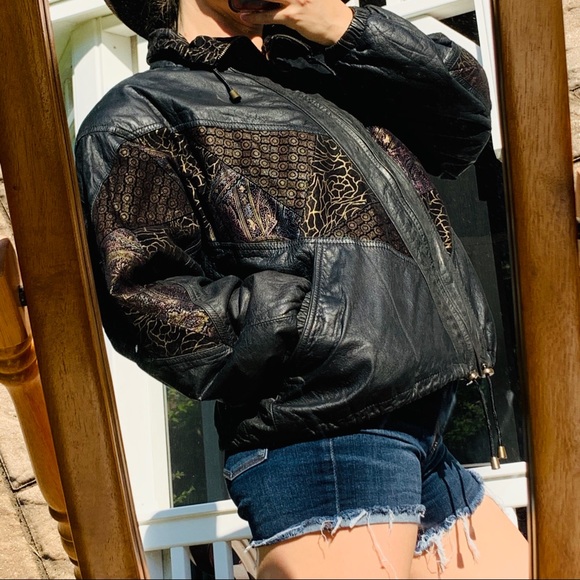 Vintage Genuine Butter Leather Black Bomber Jacket - Picture 4 of 16